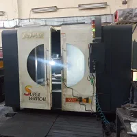 اپراتور فرز CNC مسلط به پاورمیل