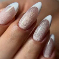 خدمات تخصصی کاشت ناخن و اکستنشن مژه