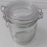 بانکه شیشه ای