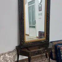 آینه و میز