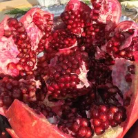 ظرفشورو وسط کارآقاوخانم جهت آشپزخانه تالار پذیرایی