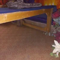 تخت چوبی بسیار مقاوم