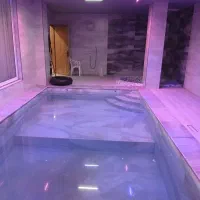 باغ|اجارهٔ کوتاه‌مدت ویلا و باغ|ابریشم, |دیوار