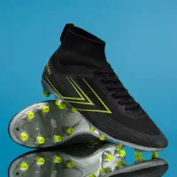 کفش چمنی فوتبال