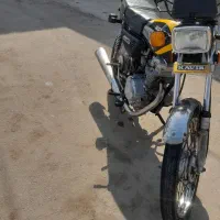 موتور سیکلت ۱۲۵ پارکینگی