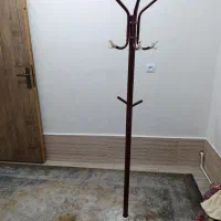 چوب لباسی ایستاده