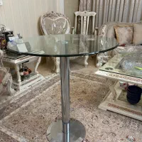 میز شیشه ای پایه استیل درحد نو