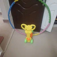اسکوتر کودک و یه حلقه کمر ورزشی هردو باهم 1 تومن