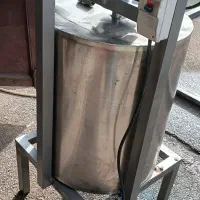 مشک برقی استیل کره گیر بالازن خامه گیر شیردوش