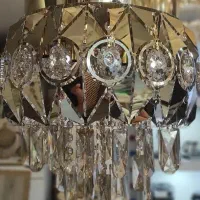 تولیدکننده لوسترهای برنزی، استیل و سرامیکی کلاسیک