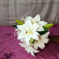دسته گل لیلیوم مصنوعی