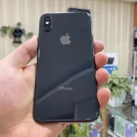 ایفون XS