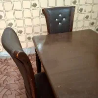 میز ناهارخوری ۴ نفره با ۴ صندلی در حد نو|میز و صندلی غذاخوری|کاشان, درب اصفهان|دیوار