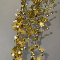 گل مصنوعی طلایی