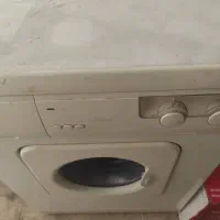 تخت و دوچرخه و لباسشویی|ماشین لباسشویی و خشک‌کن لباس|شیراز, محراب|دیوار