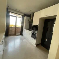 فرمانیه شرقی / ۱۴۰ متر / ۳ خواب