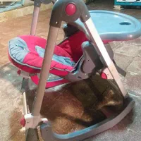 صندلی نهار نوزاد
