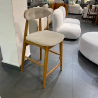 نجار صندلی ساز و رنگی