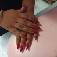 کاشت ناخن سارینا
