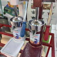 ابمیوه میوه گیری دستی ۴فصل