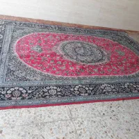 دوعدد فرش ۱۲ متری قرمز کار کرده