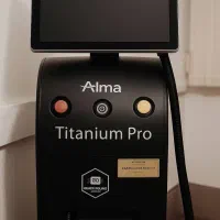 استخدام اپراتور لیزر خانم