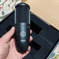 میکروفون AKG به همراه پایه و کابل|صوتی و تصویری|شیراز, طلاب|دیوار