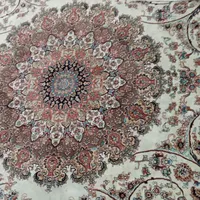 قالی نو نو باز نشده با مشتری واقعی کنار میام|فرش|شیروان (خراسان), |دیوار