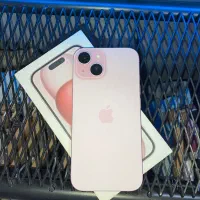 ایفون ۱۵ نرمال باطری ۹۹ درصد