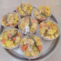 ترشی|خوردنی و آشامیدنی|اصفهان, ارغوانیه|دیوار