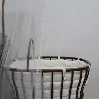 تخت گهواره ای نوزاد