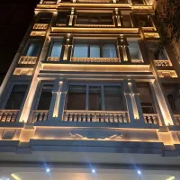 آپارتمان 135متری/خیابان 20متری/یاس9/وکالت