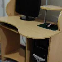 میز کامپیوتر