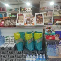 واگذاری فروشگاه مواد غذایی با درآمد مناسب|فروش مغازه و غرفه|قم, قلعه صدری|دیوار