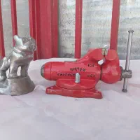 سگ ماک|کلکسیون اشیاء عتیقه|اراک, |دیوار