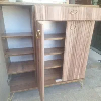 جاکفشی کشودار سه درب