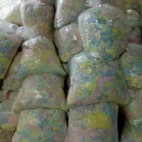 فروشنده و خریدار ضایعات پارچه