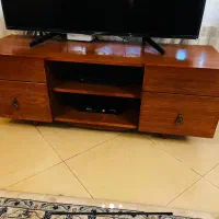 میز تلویزیون وجالباسی چوبی وکتابخانه