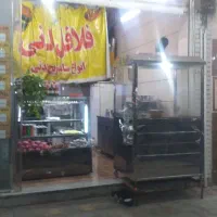 مغازه ساندویچی جنب ابوحیدر