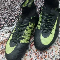 کفش میخی فوتبال نایک مرکوریال