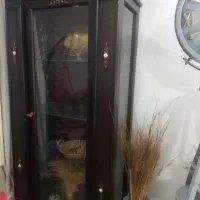 بوفه چوبی،ویترین بزرگ جادار