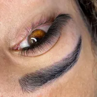 کاشت مژه والیوم ۴۹۰ تومان