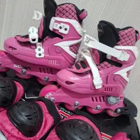 اسکیت دخترانه بسیار سالم و تمیز