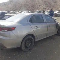 تارا تصادفی دنده ای 402