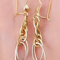 گوشواره آویز سبک