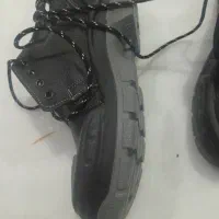 کفش کار کلار|کیف، کفش، کمربند|قم, قلعه کامکار|دیوار