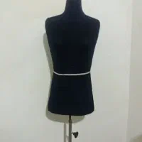 مانکن نیم تنه