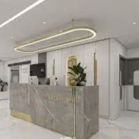 منشی خانوم در مطب زیبایی