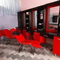 ویترین آرایشگاه|آرایشگاه و سالنهای زیبایی|خرمدره, |دیوار