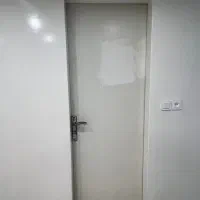 درب سرویس بهداشتی